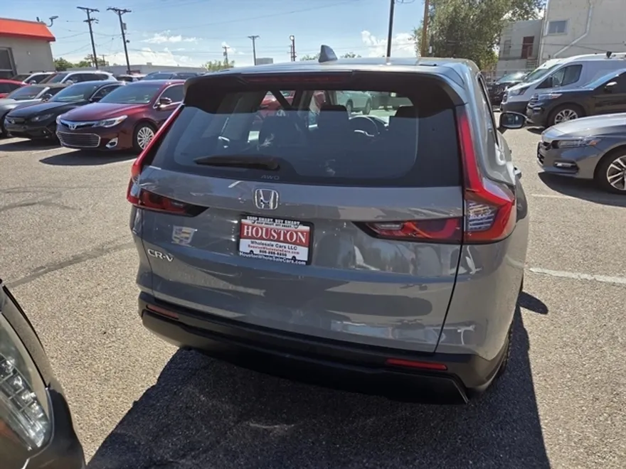 2024 Honda CR-V LX photo 1