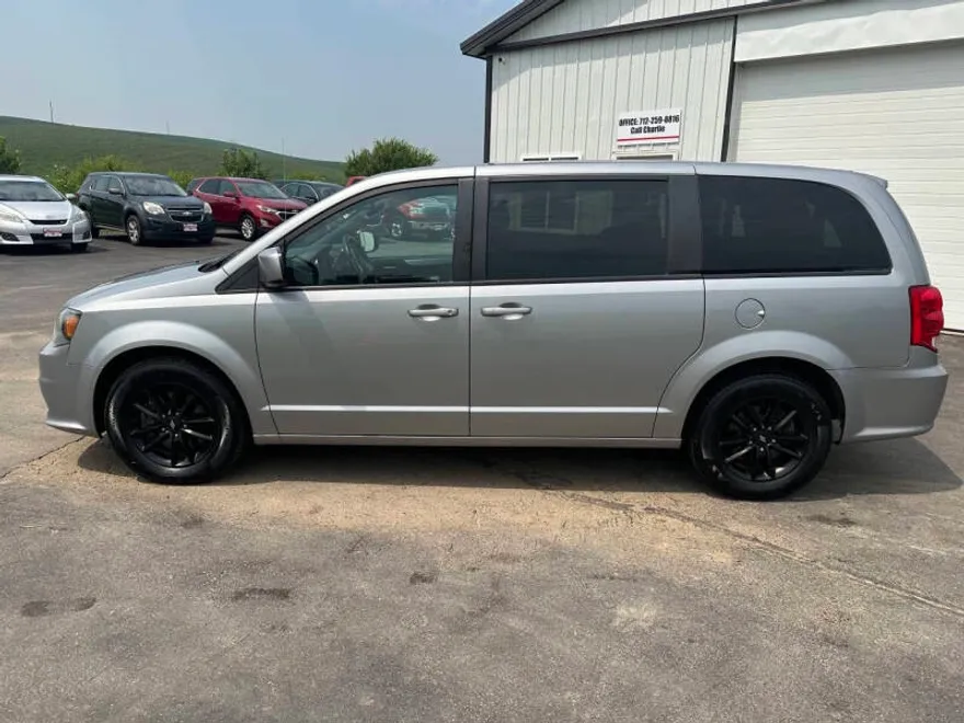 2020 Dodge Grand Caravan GT photo 1
