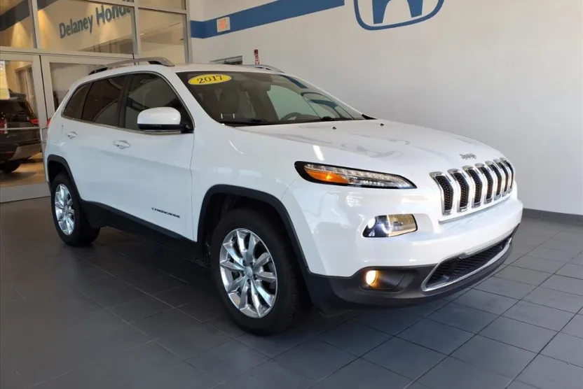 2017 Jeep Cherokee Limited photo 1