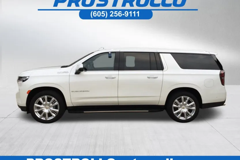 2023 Chevrolet Suburban High Country photo 1