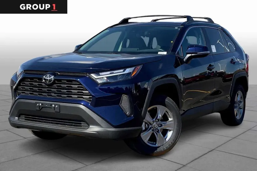 2025 Toyota RAV4 Hybrid XLE photo 1