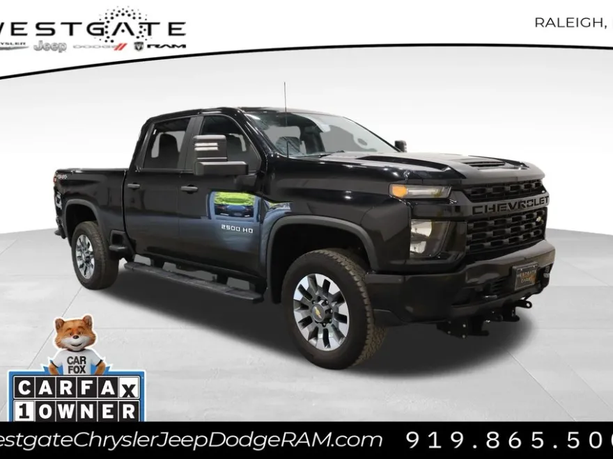 2022 Chevrolet Silverado 2500HD Custom photo 1