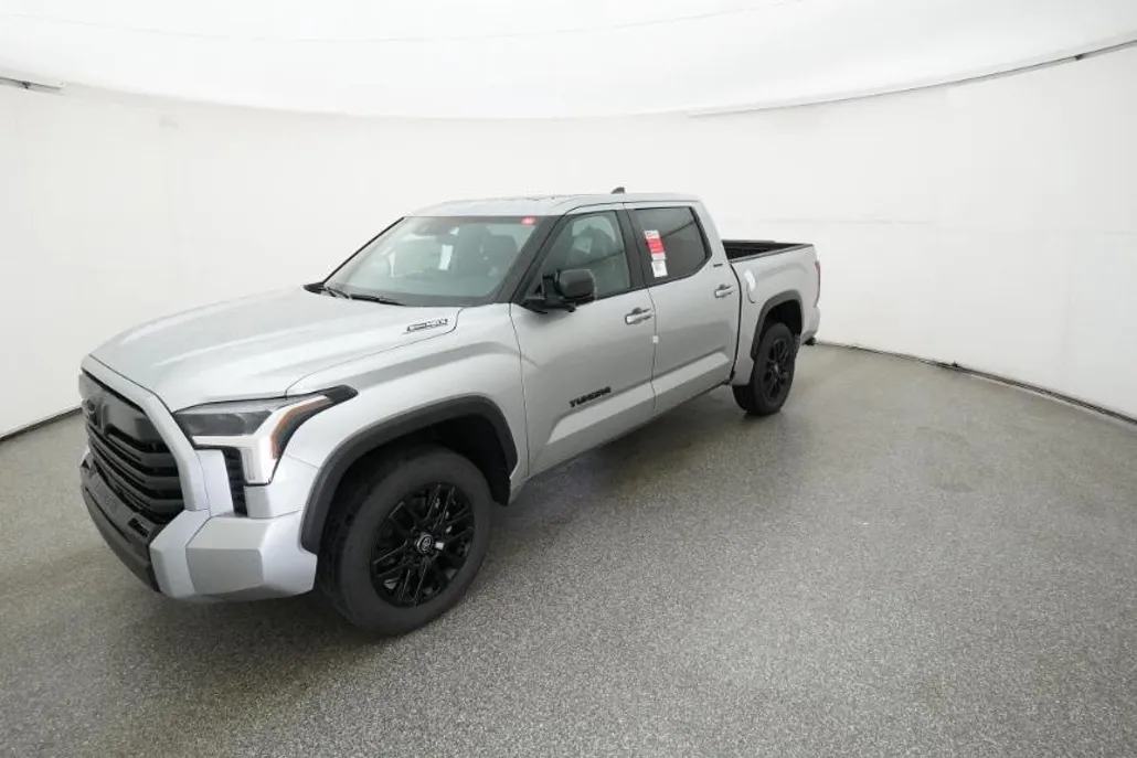 2026 Toyota Tundra Limited Platinum photo 1