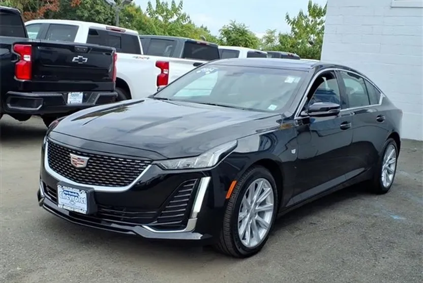 2024 Cadillac CT5 Luxury photo 1