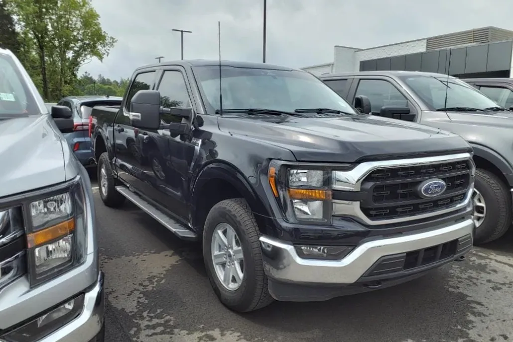2023 Ford F-150 XLT photo 1