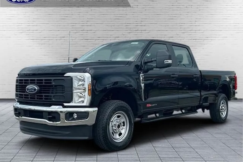 2026 Ford F-350 XL photo 1