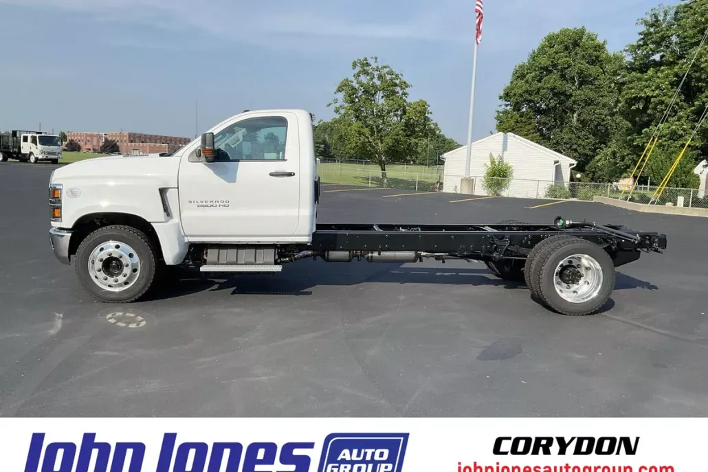 2024 Chevrolet Silverado 5500HD Work Truck photo 1