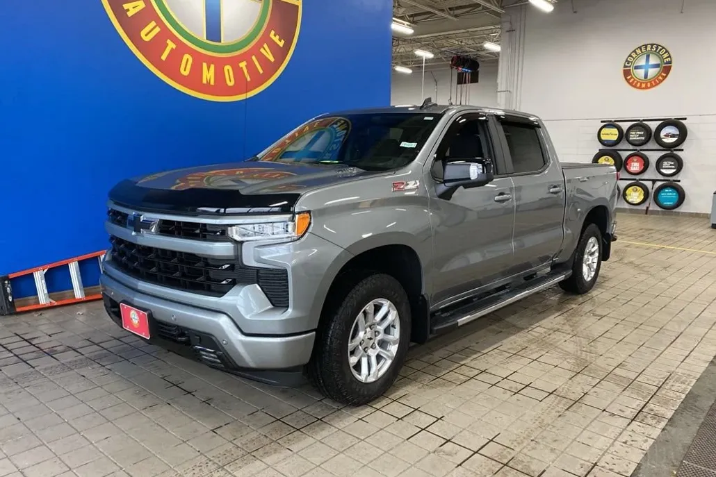 2025 Chevrolet Silverado 1500 RST photo 1