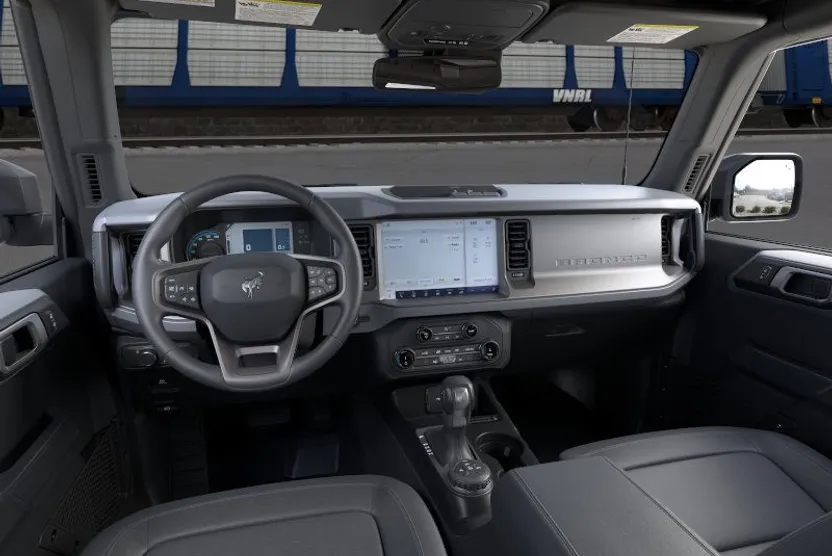 2025 Ford Bronco Big Bend photo 1