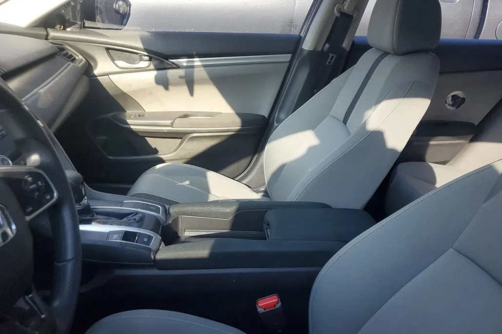 2021 Honda Civic LX photo 1