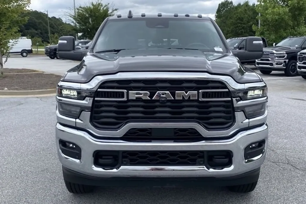 2025 Ram 2500 Tradesman photo 1