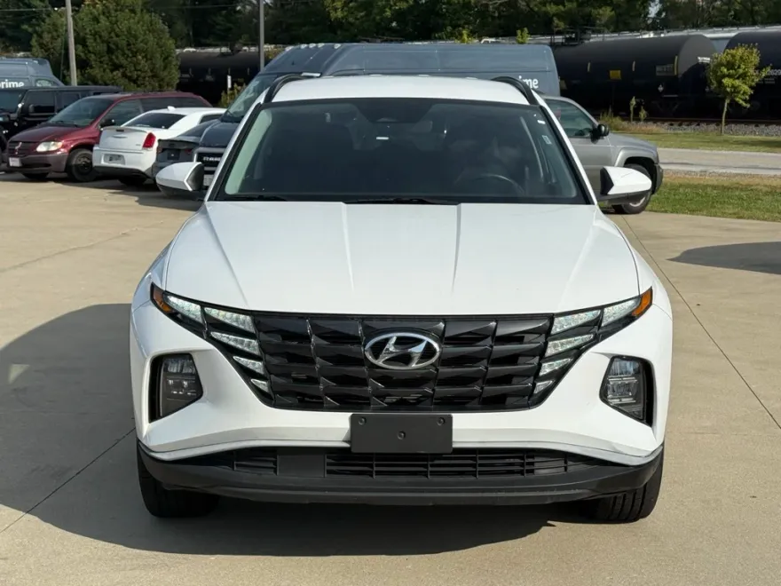2024 Hyundai Tucson SEL photo 1