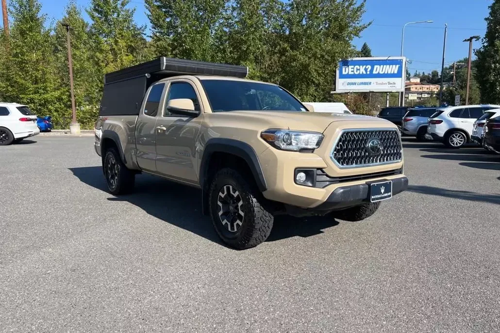 2019 Toyota Tacoma TRD Off-Road photo 1