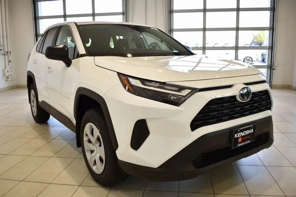 2025 Toyota RAV4 LE photo 1