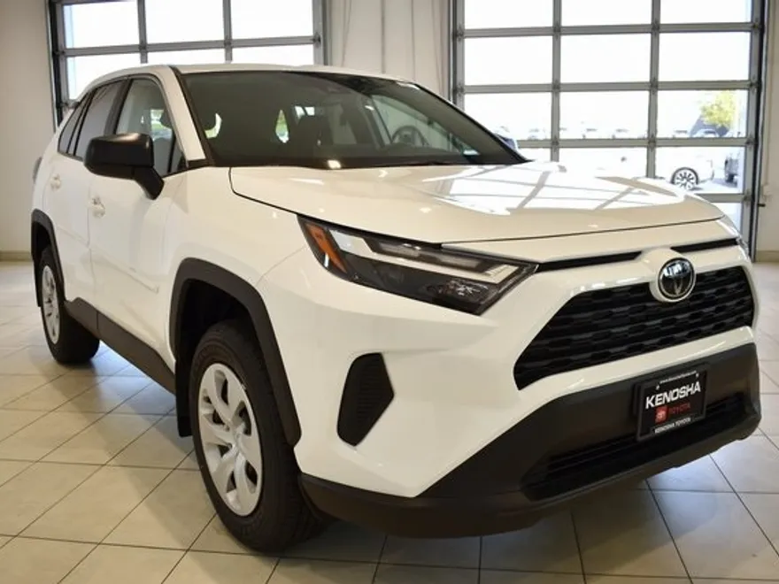 2025 Toyota RAV4 LE photo 1