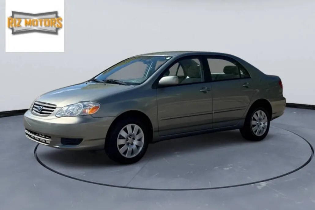 2004 Toyota Corolla LE photo 1