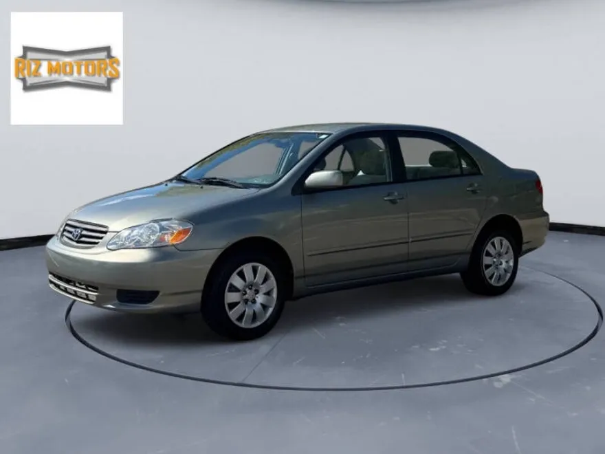 2004 Toyota Corolla LE photo 1