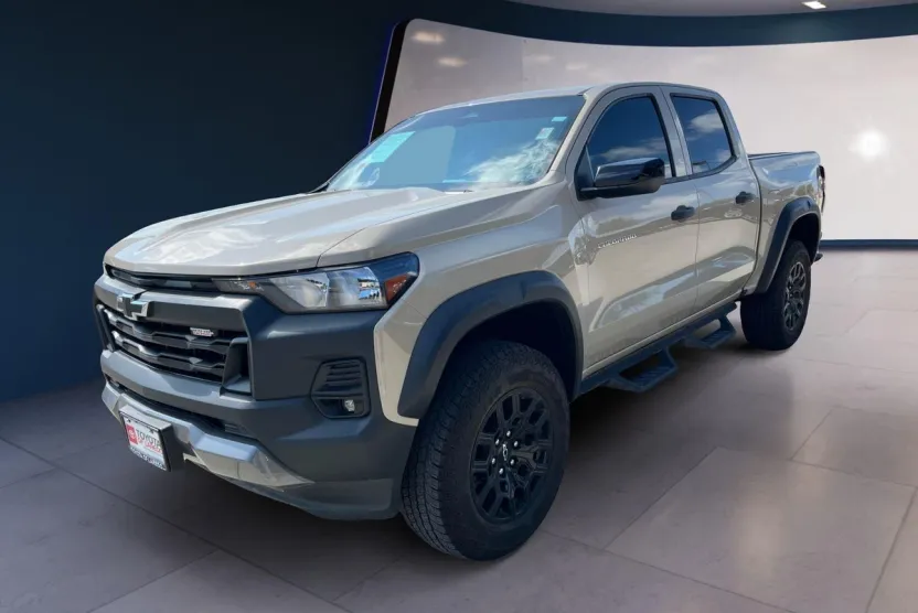 2023 Chevrolet Colorado Trail Boss photo 1