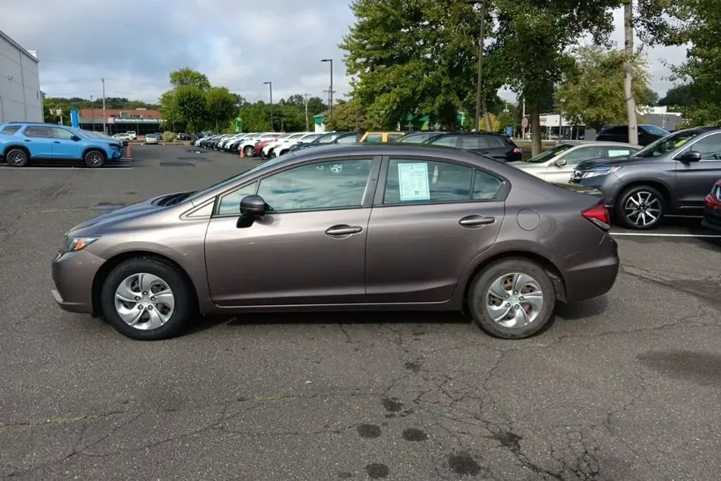 2015 Honda Civic LX photo 1