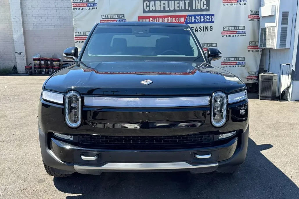 2023 Rivian R1T Adventure photo 1