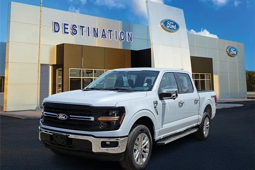2025 Ford F-150 XLT photo 1