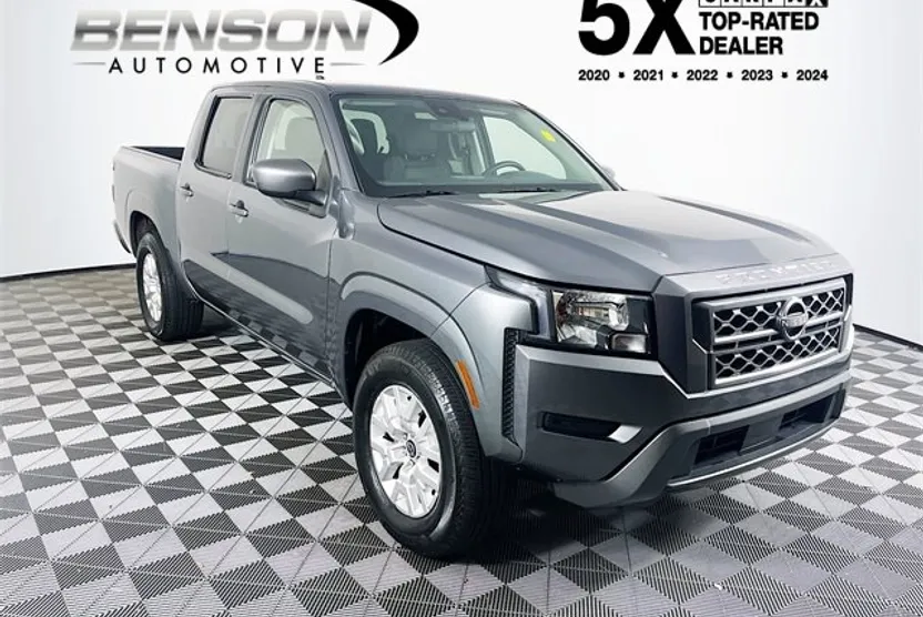 2023 Nissan Frontier SV photo 1