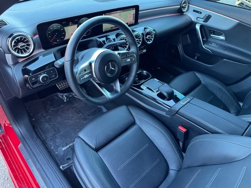2020 Mercedes Benz CLA 250 photo 1