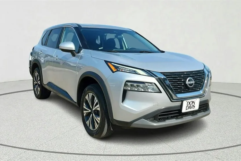 2023 Nissan Rogue SV photo 1