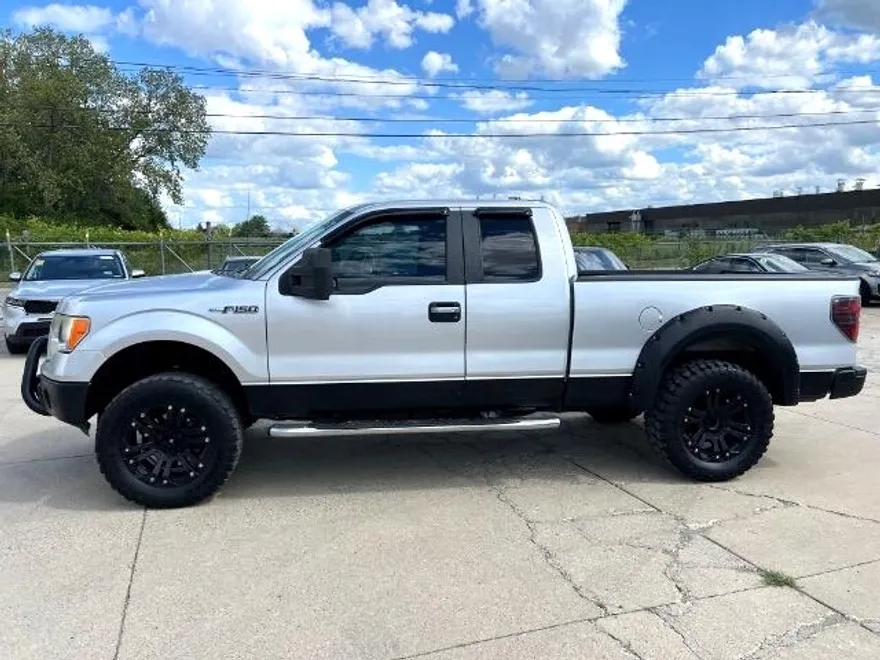 2010 Ford F-150 XL STX photo 1