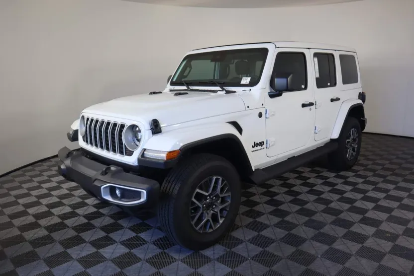 2025 Jeep Wrangler Sahara photo 1