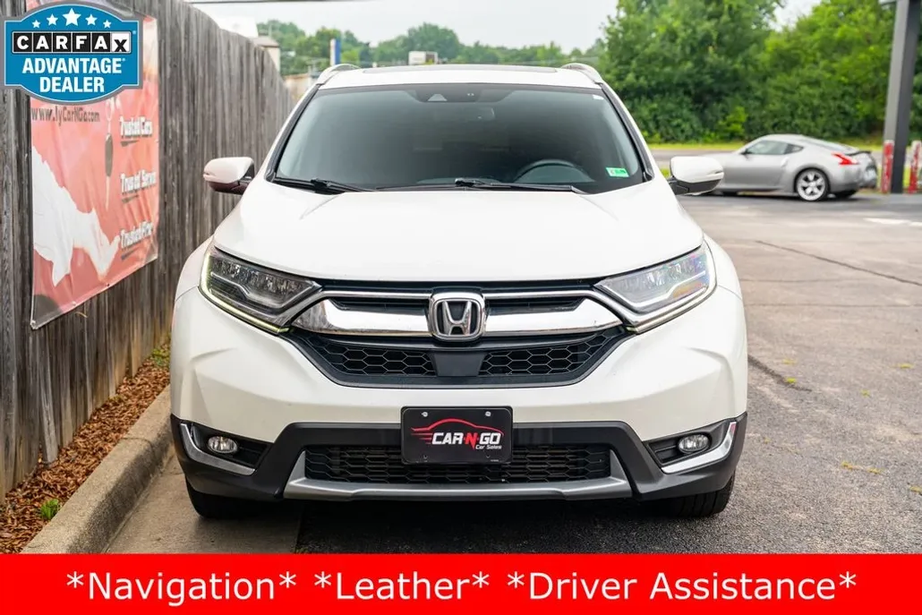 2018 Honda CR-V Touring photo 1