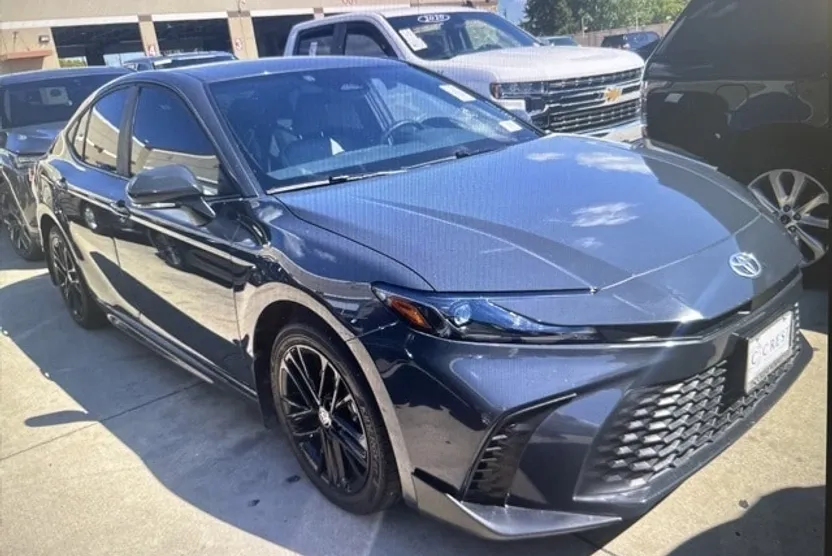 2025 Toyota Camry XSE photo 1