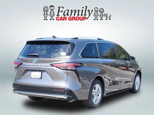 2021 Toyota Sienna Limited photo 4