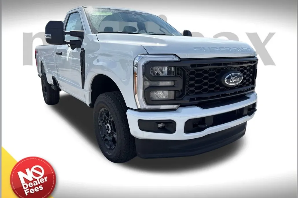 2025 Ford F-350 photo 1