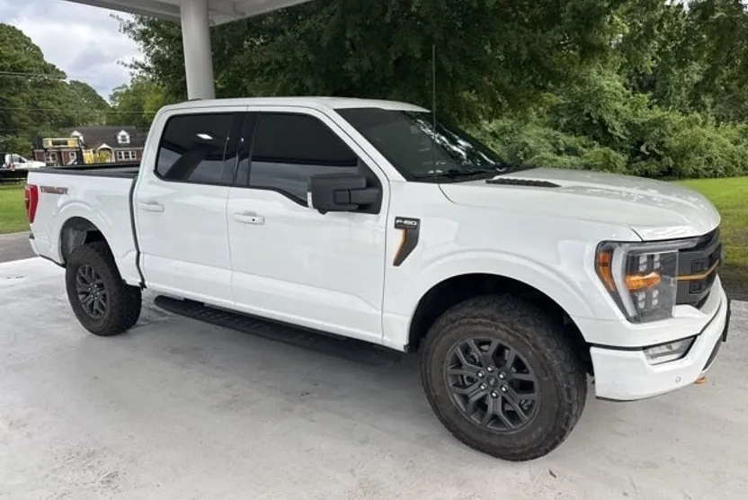2023 Ford F-150 Tremor photo 1