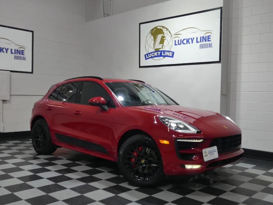 2017 Porsche Macan GTS photo 1