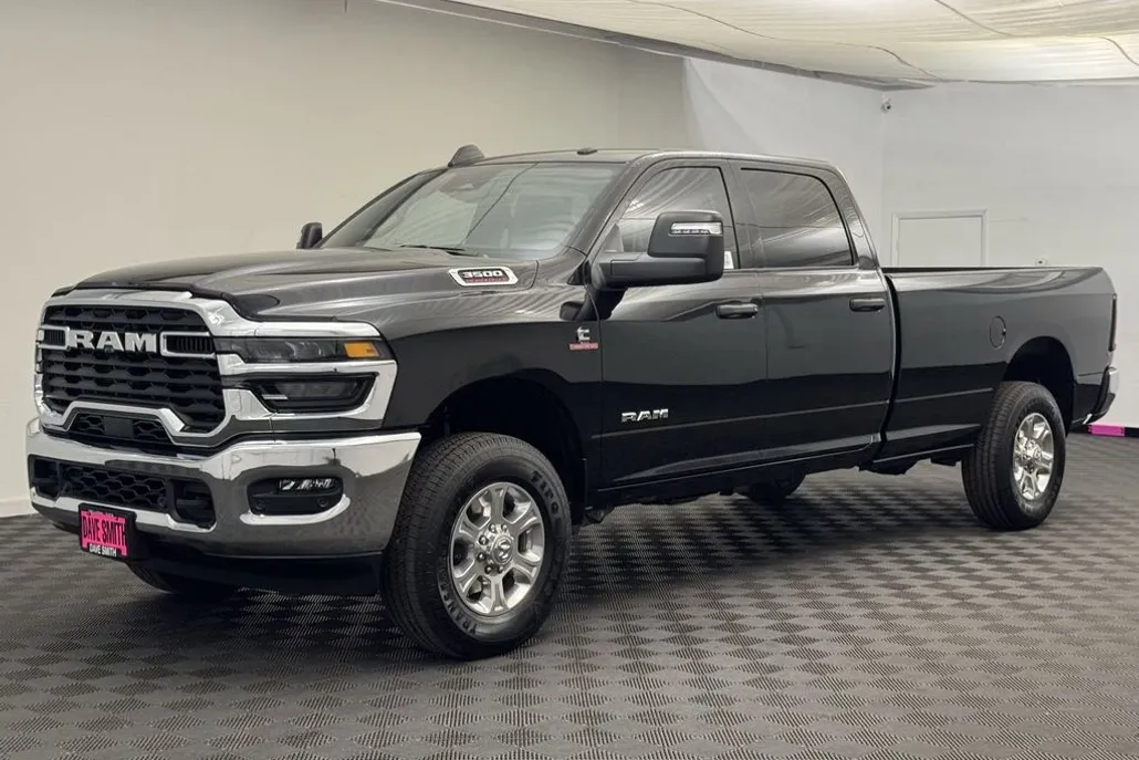 2025 Ram 3500 Big Horn photo 1