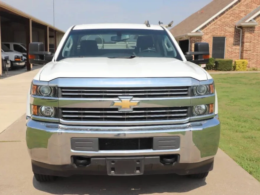 2018 Chevrolet Silverado 2500HD LT photo 1