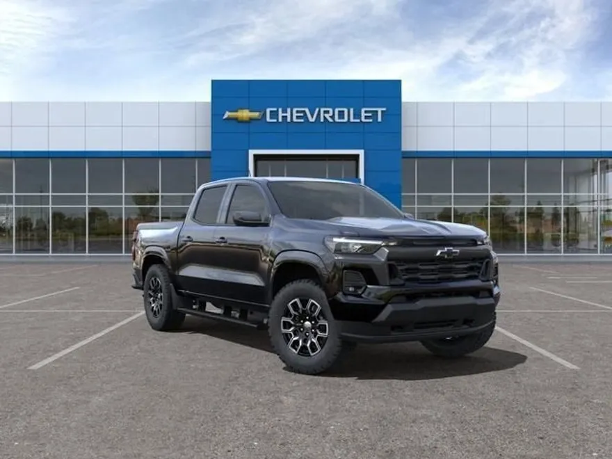 2024 Chevrolet Colorado LT photo 1