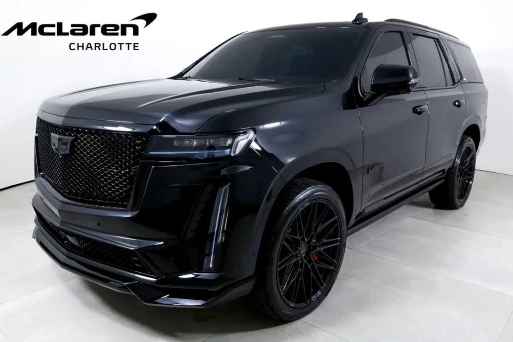 2024 Cadillac Escalade V-Series photo 1