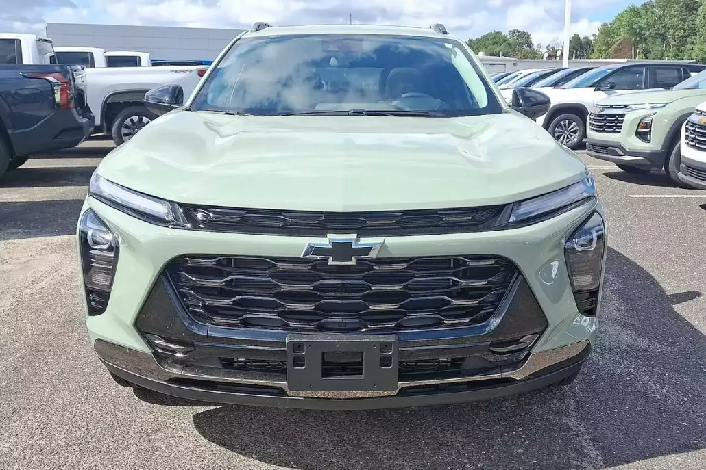 2025 Chevrolet Trax ACTIV photo 1