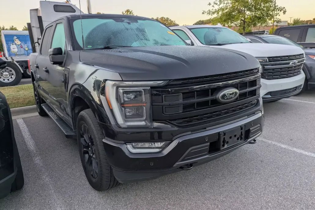 2022 Ford F-150 Lariat photo 1