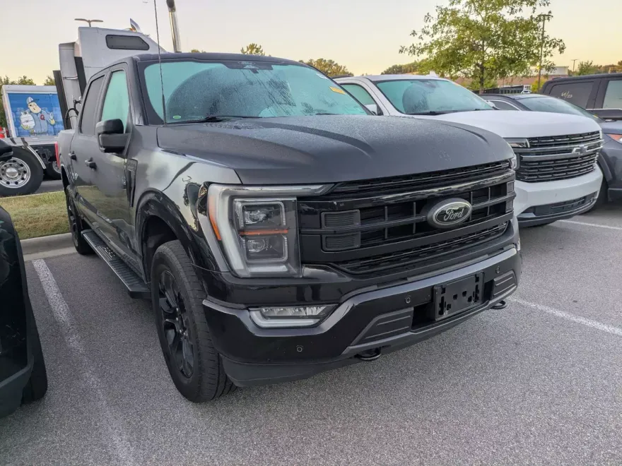 2022 Ford F-150 Lariat photo 1