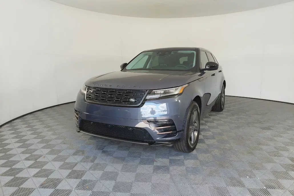 2025 Land Rover Range Rover Velar SE photo 1
