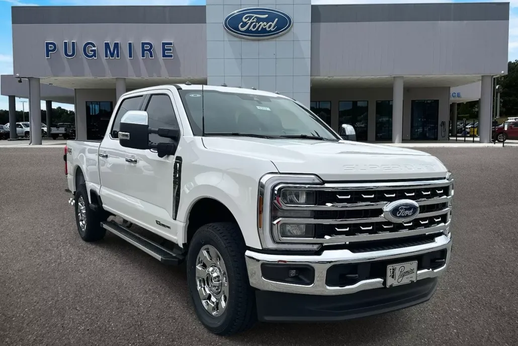 2025 Ford F-250 Lariat photo 1