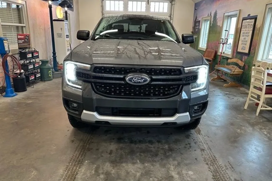 2024 Ford Ranger XLT photo 1