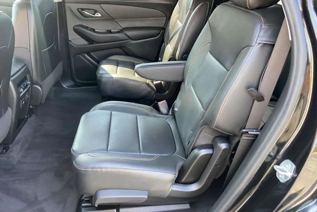 2020 Chevrolet Traverse Leather photo 1
