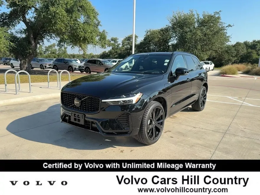 2025 Volvo XC60 T8 Black Edition photo 1