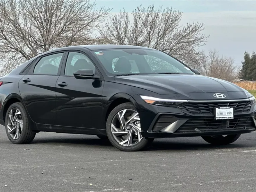 2025 Hyundai Elantra Hybrid SEL Sport photo 1