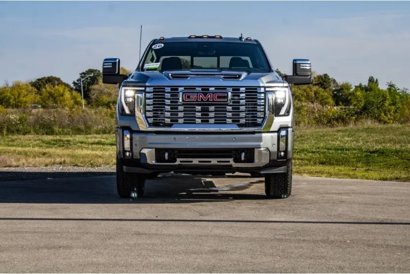 2026 Gmc Sierra 2500 HD Denali photo 1